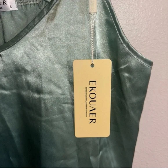 Satin Tank Top and Shorts PJ Set in NWT Light Green - Picture 3 of 10